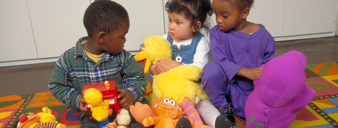 How to a Foster or Adoptive Parent Volunteers of